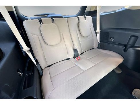 Used 2020 Ford Explorer XLT AWD/4WD image 26