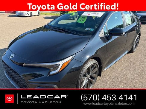 Certified 2026 Toyota Corolla SE w/ SE Package FWD image 1