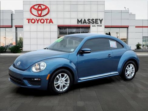 Used 2019 Volkswagen Beetle 2.0T S image 24