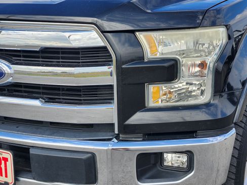 Used 2015 Ford F150 Lariat w/ Equipment Group 501A Mid RWD image 8