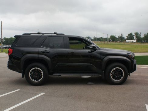 Used 2025 Toyota 4Runner TRD Off-Road AWD/4WD image 20