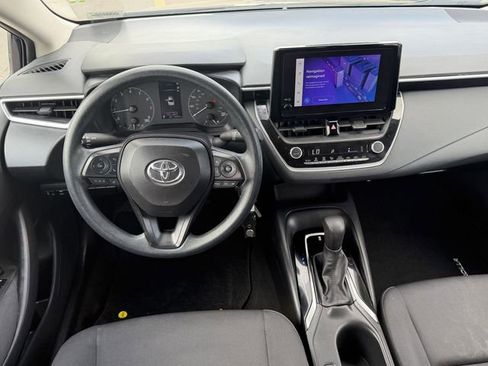 Certified 2024 Toyota Corolla LE image 9