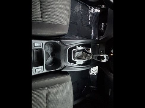 Used 2022 Nissan Rogue Sport SV image 15