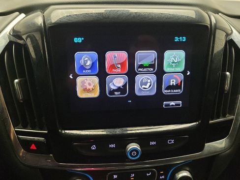 Used 2019 Chevrolet Traverse LT FWD image 25