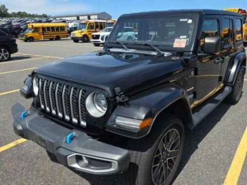 Certified 2023 Jeep Wrangler Unlimited Sahara w/ Cold Weather Group AWD/4WD image 1