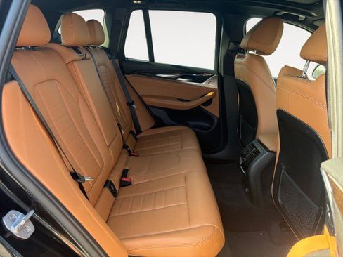 Used 2018 BMW X3 xDrive30i w/ Premium Package image 5