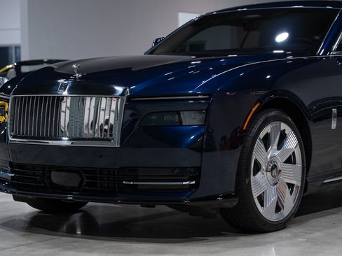 Used 2024 Rolls-Royce Spectre w/ Spectre Launch Package image 69