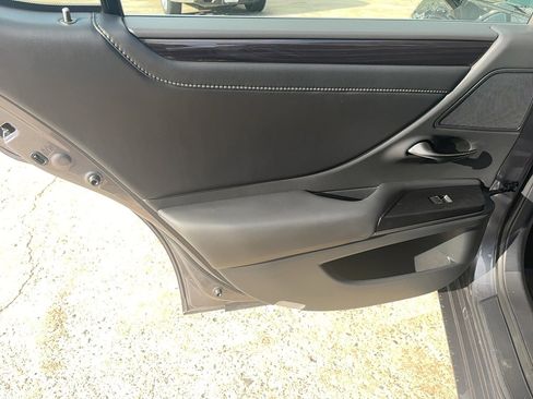 Used 2021 Lexus ES 350 w/ Premium Package image 9