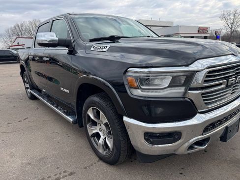 Used 2019 RAM 1500 Laramie image 12