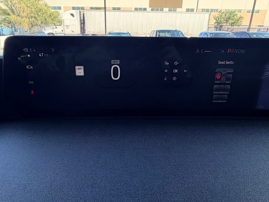 Used 2025 Ford Expedition Max Active RWD image 13