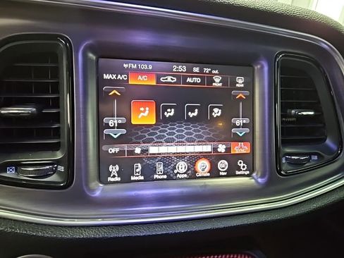 Used 2016 Dodge Challenger R/T image 16