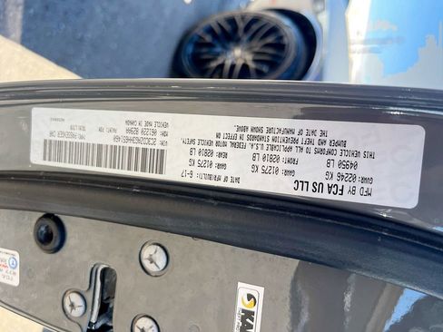 Used 2017 Dodge Challenger SXT RWD image 28