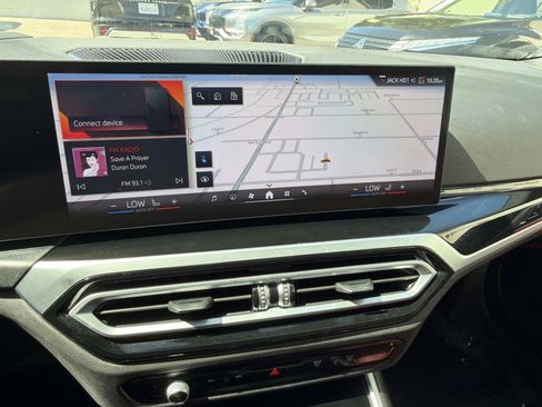 Used 2024 BMW i4 eDrive40 w/ Premium Package RWD image 22