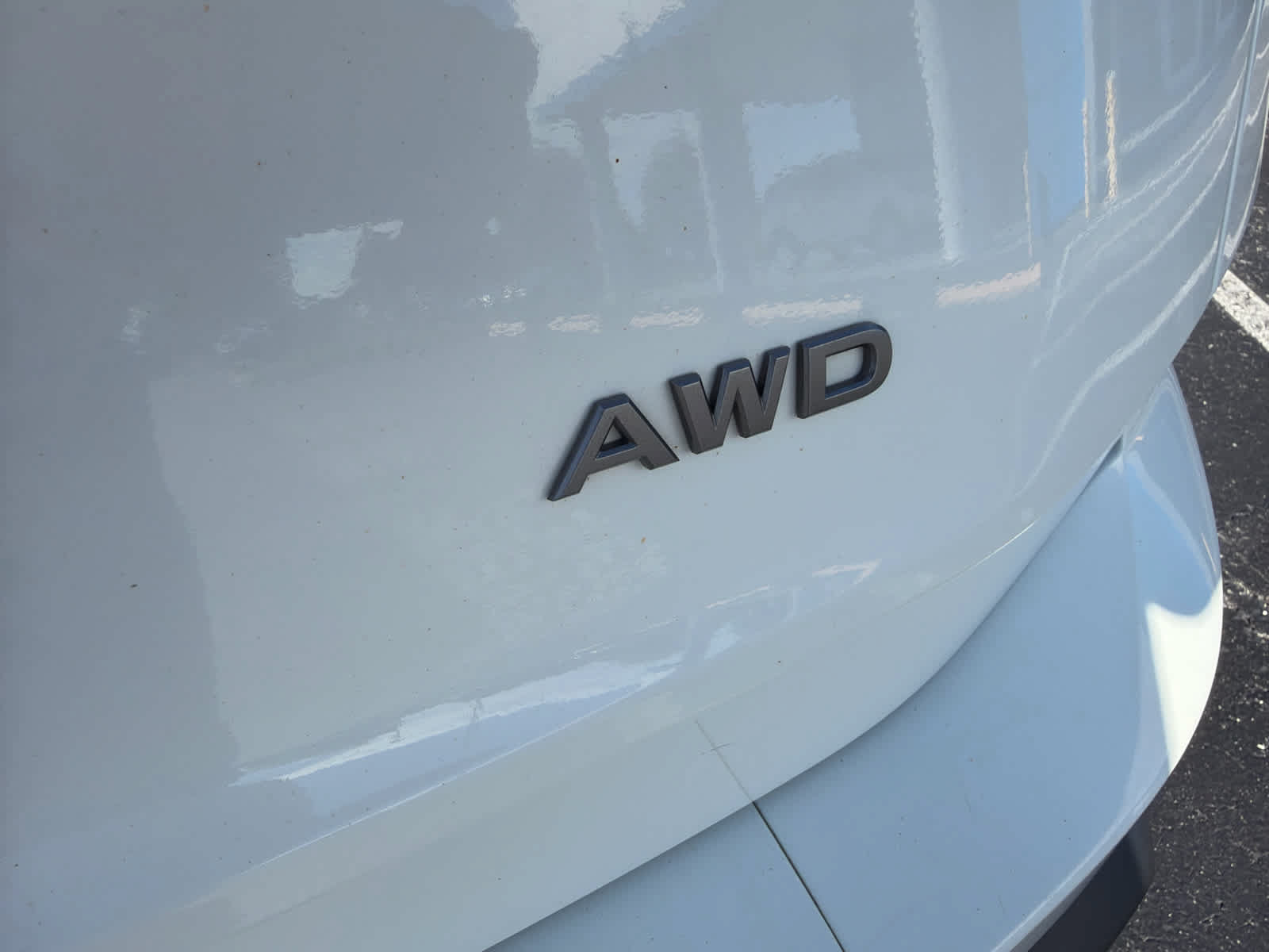 Used 2024 Nissan Rogue S AWD/4WD image 10