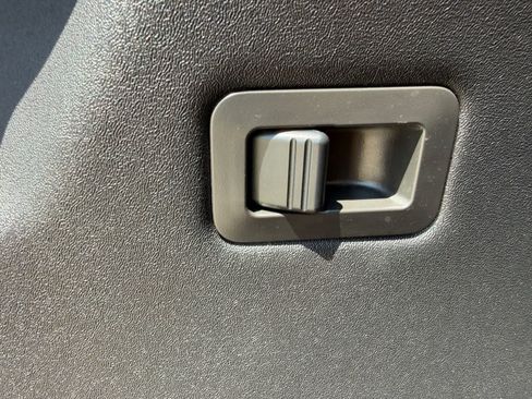 Used 2008 Nissan Titan 2WD Crew Cab image 27