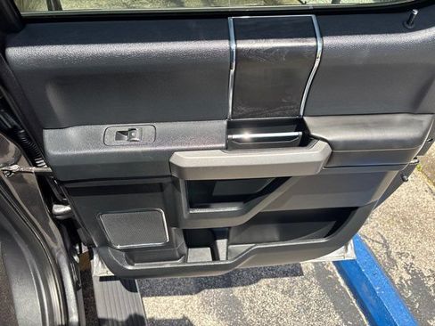 Used 2019 Ford F150 Platinum w/ Technology Package AWD/4WD image 65