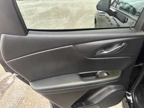 Used 2023 Chevrolet Blazer LT w/ Convenience Package image 12