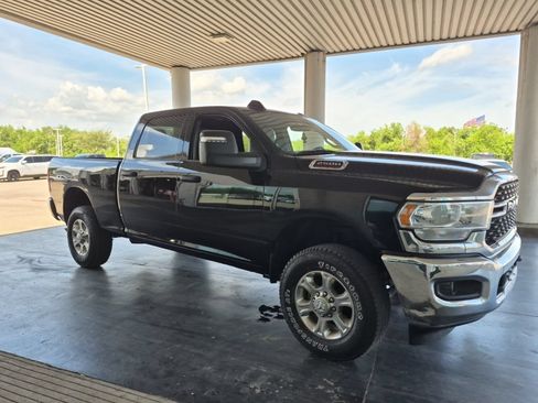 Used 2024 RAM 2500 Big Horn AWD/4WD image 4