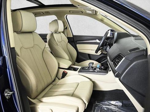 Certified 2025 Audi Q5 2.0T Premium Plus w/ Premium Plus Package image 22