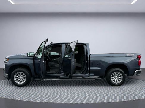 Used 2021 Chevrolet Silverado 1500 LT w/ Convenience Package II AWD/4WD image 19