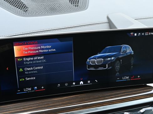 Certified 2026 BMW X5 xDrive40i AWD/4WD image 34
