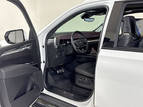 Used 2025 Cadillac Escalade V w/ LPO, Floor Liner Package AWD/4WD image 12