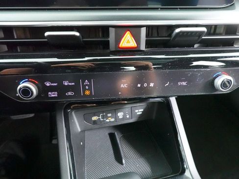 Used 2025 Kia K5 GT-Line w/ GT-Line Premium Package FWD image 14