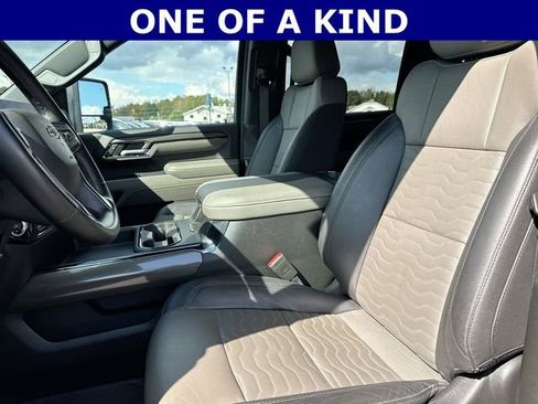 Certified 2024 Chevrolet Silverado 2500 ZR2 w/ LPO, Dark Essentials Package image 20