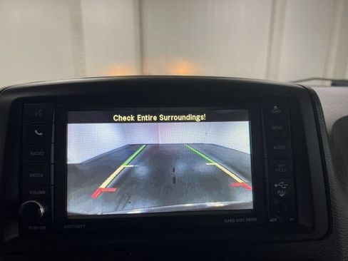 Used 2016 Dodge Grand Caravan SXT w/ Rear Park Assist Package FWD image 14
