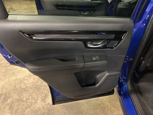Used 2025 Honda CR-V Sport Touring image 18