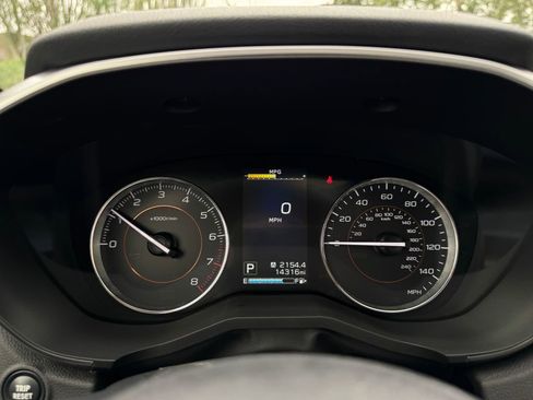 Used 2019 Subaru Crosstrek 2.0i Limited w/ Moonroof Package w/Navigation AWD/4WD image 19