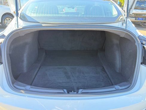 Used 2019 Tesla Model 3 AWD/4WD image 25