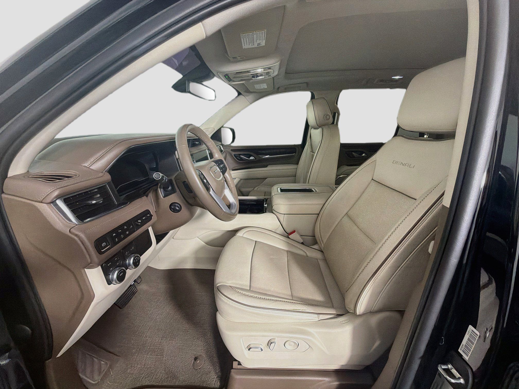 Used 2022 GMC Yukon Denali AWD/4WD image 13