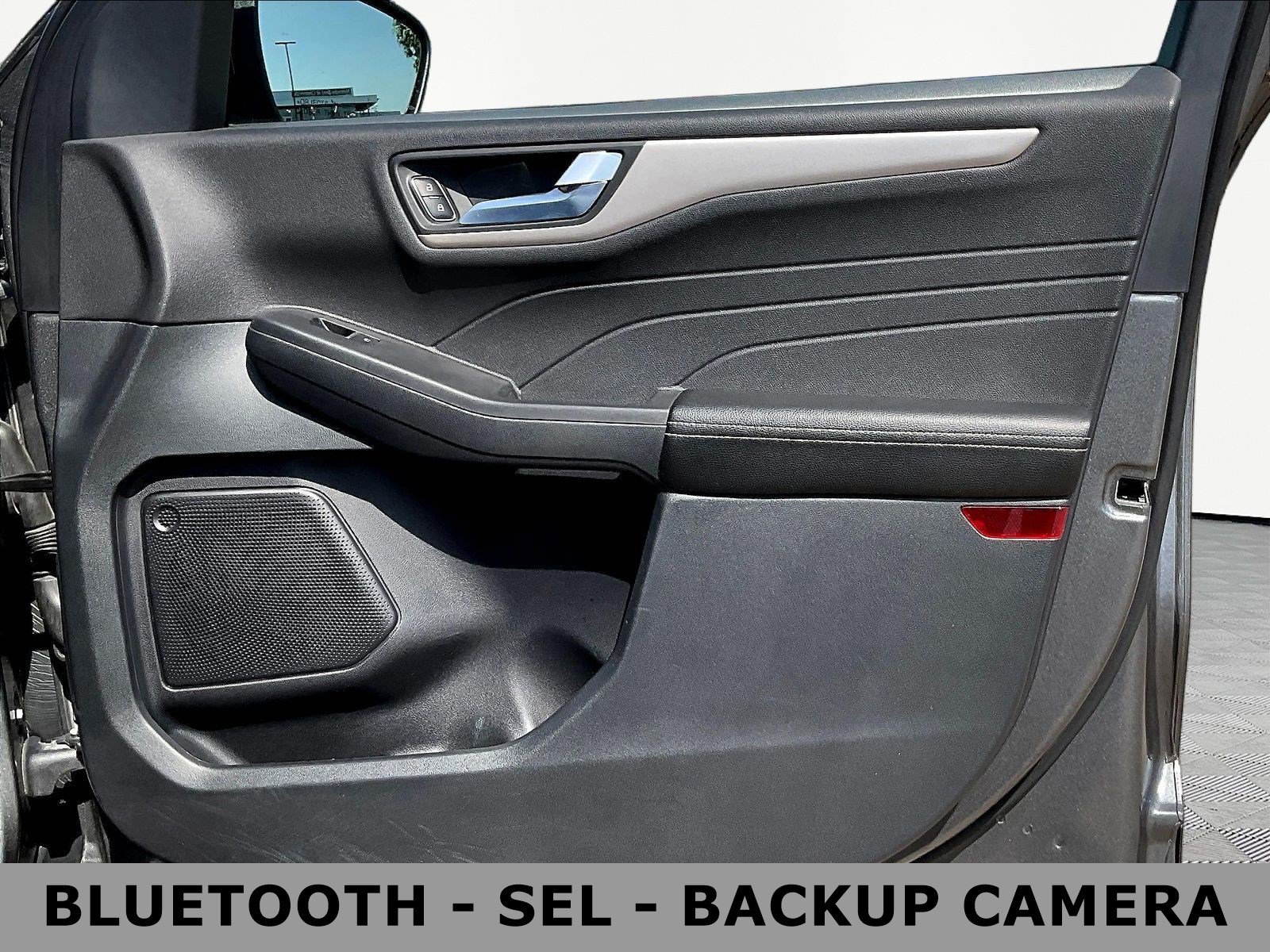 Used 2022 Ford Escape SEL AWD/4WD image 29