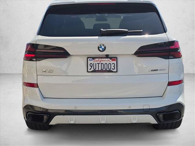 Used 2026 BMW X5 xDrive40i w/ M Sport Package AWD/4WD image 7