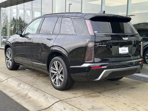 New 2026 Cadillac Vistiq Sport image 3