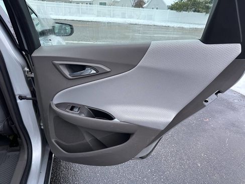 Used 2017 Chevrolet Malibu LS image 13