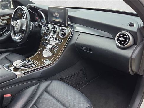 Used 2018 Mercedes-Benz C 300 Sedan image 23
