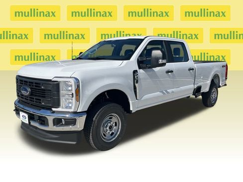 New 2026 Ford F250 XL w/ XL Chrome Package image 12