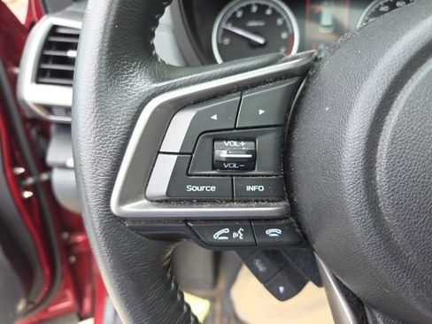 Used 2020 Subaru Forester Premium AWD/4WD image 5