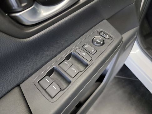 Used 2026 Honda CR-V Sport image 14