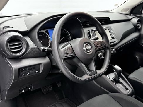 Used 2024 Nissan Kicks S image 14