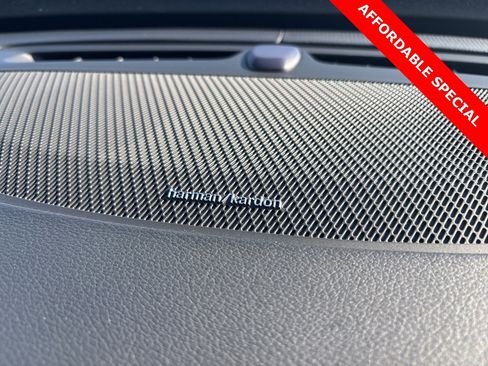 Used 2019 Volvo XC90 T5 R-Design w/ Protection Package Premier image 25