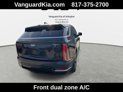 Used 2025 Cadillac Escalade IQ Luxury 2 w/ LPO, Premium Carpet Package AWD/4WD image 8