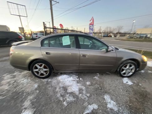 Used 2003 Nissan Altima 3.5 SE w/ (SPT) Sport Pkg image 6