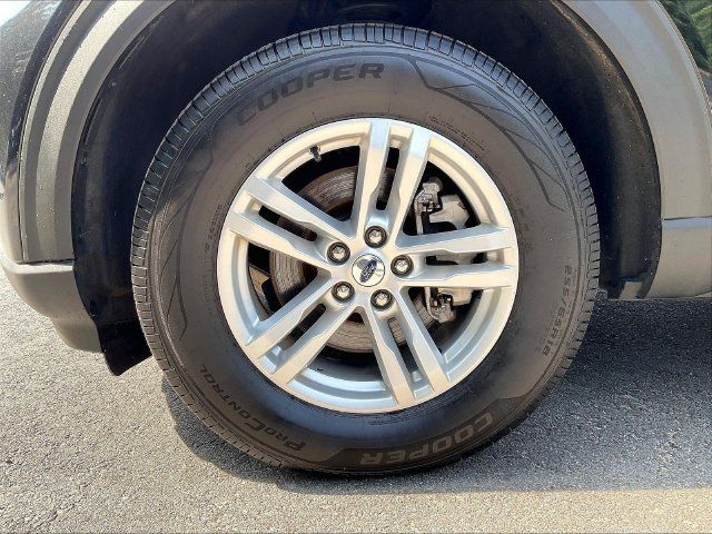 Used 2022 Ford Explorer XLT AWD/4WD image 23