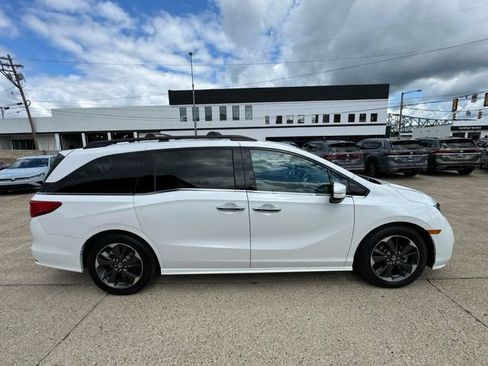 Used 2023 Honda Odyssey Elite image 7