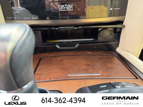 Used 2021 Lexus LX 570 4WD w/ Luxury Package image 17