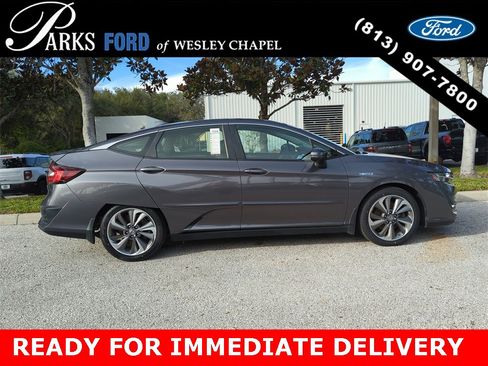 Used 2018 Honda Clarity Touring image 4