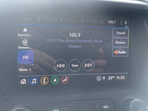 Used 2021 GMC Acadia AT4 w/ Technology Package image 27